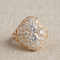 Vintage gold ring with round diamonds