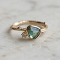 Vintage Gold Blue Stone Ring
