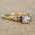 Vintage Zirconia Fine Gold Ring