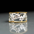 Irregular Ring with Empty Flower